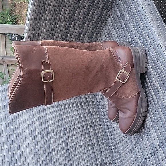 Merrell Dark Earth Leather Riding Boots Performance Footwear with Buckle Detail - Picture 3 of 9